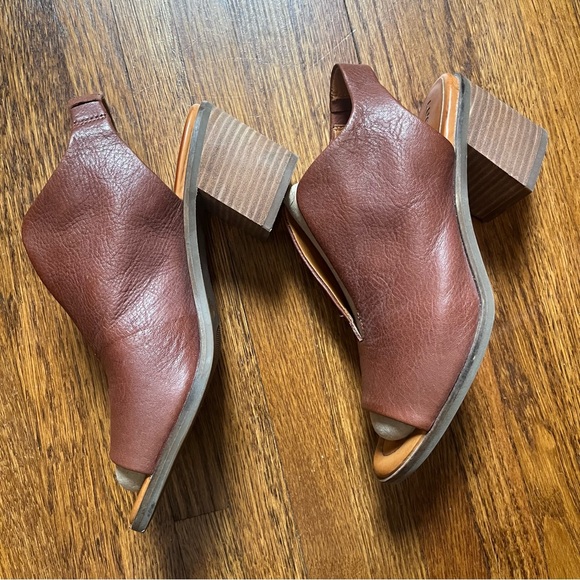 Lucky brand Rhazy stacked block heels open toe 8 leather chunky - Picture 3 of 9